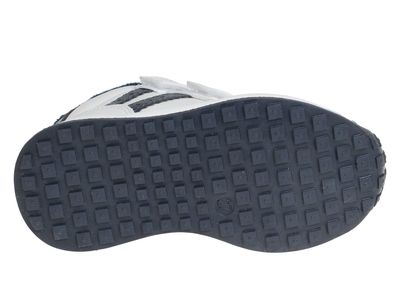 R956565567W (,  2)