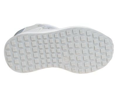 R956565568W (,  2)