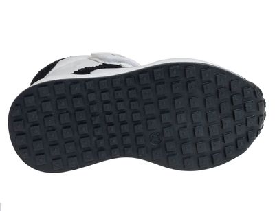 R956565569W (,  2)