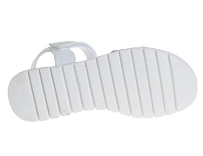 R902161051W (,  1)