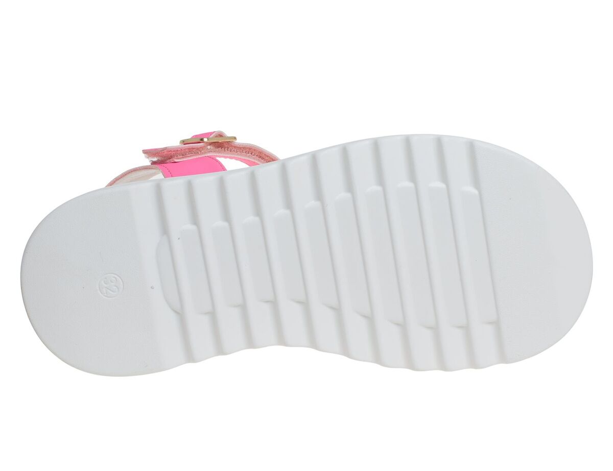 R359981845F (,  2)