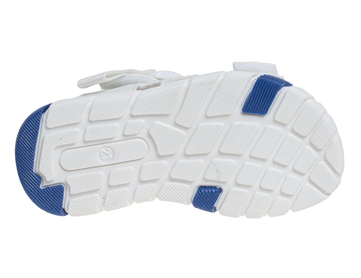 R562380022W (,  2)