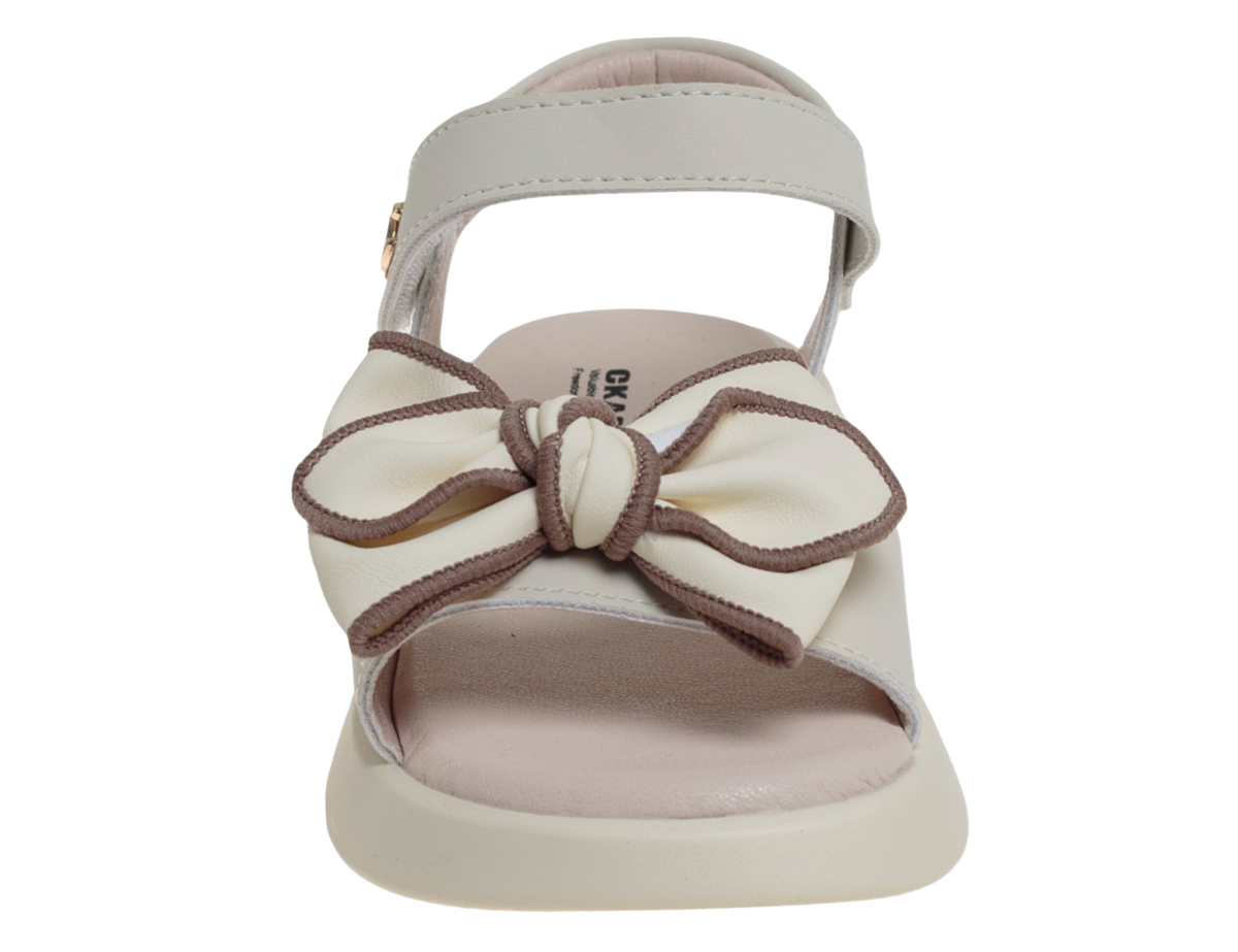 R560691079W (,  1)