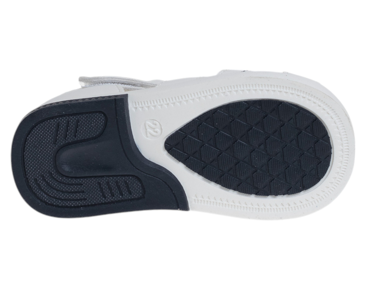 R822290455W (,  3)
