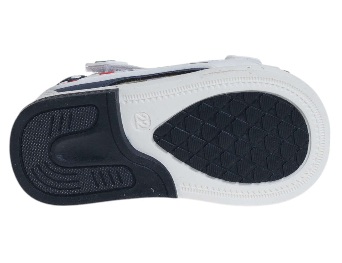 R822290456W (,  3)