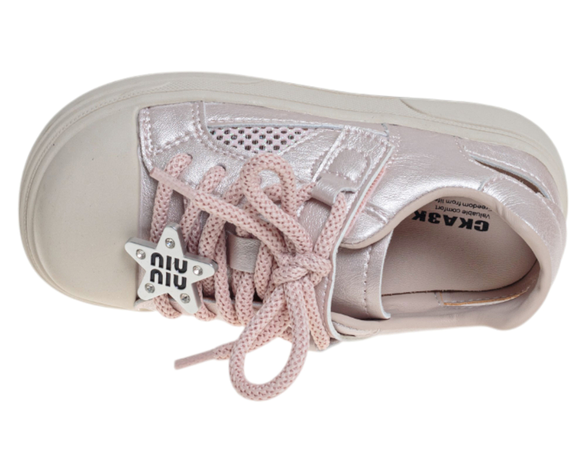 R880591327P (,  3)