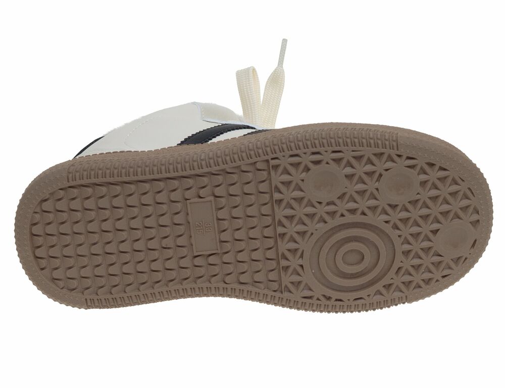 R628996027B (,  4)