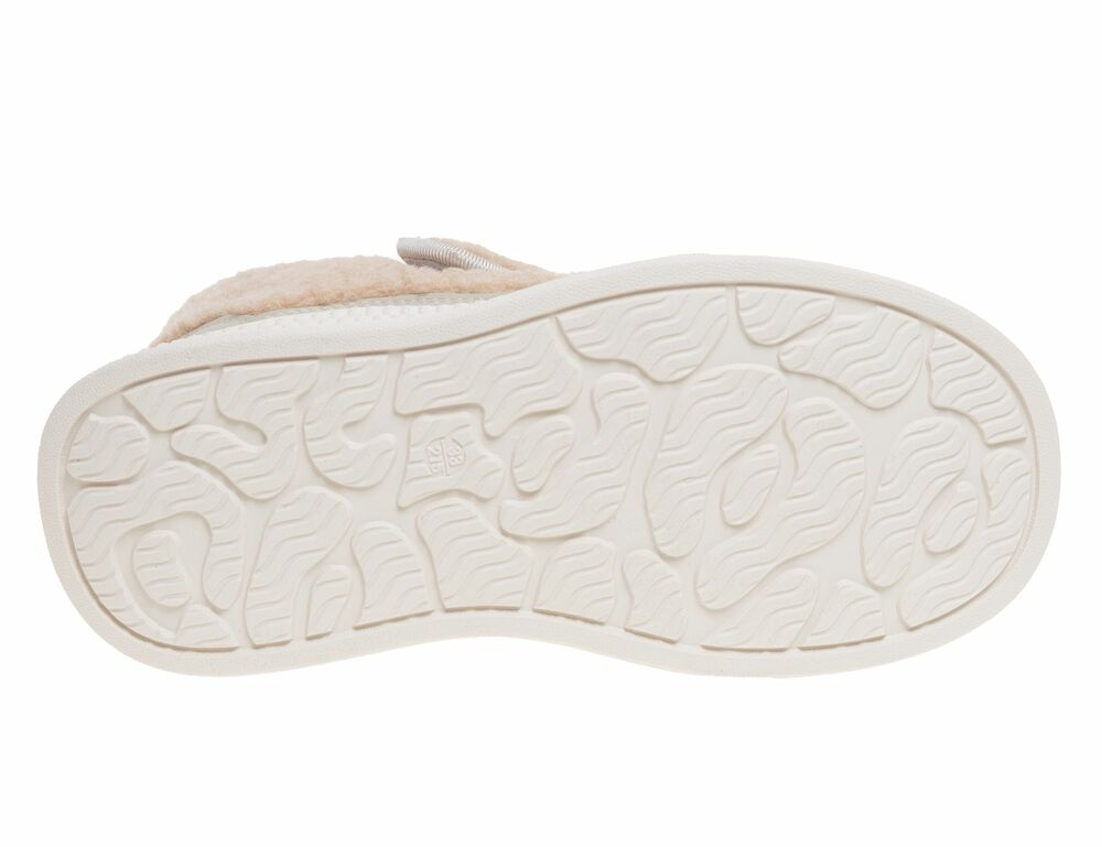    R570796015K (,  3)