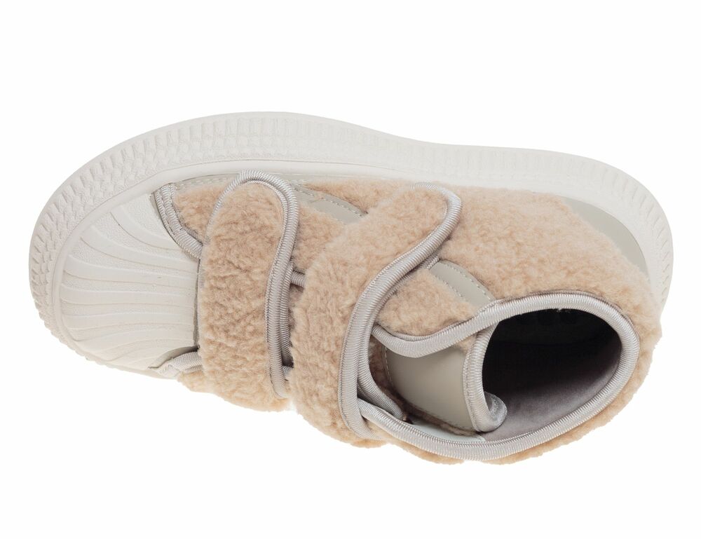    R570796015K (,  2)