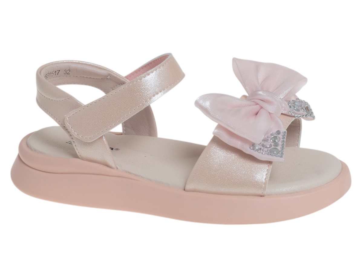 R560691517P ()